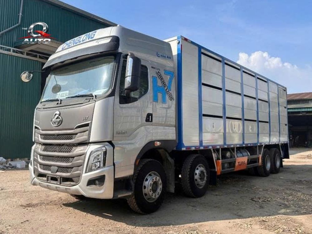 Xe Chở Heo Giống ChengLong H7 400HP